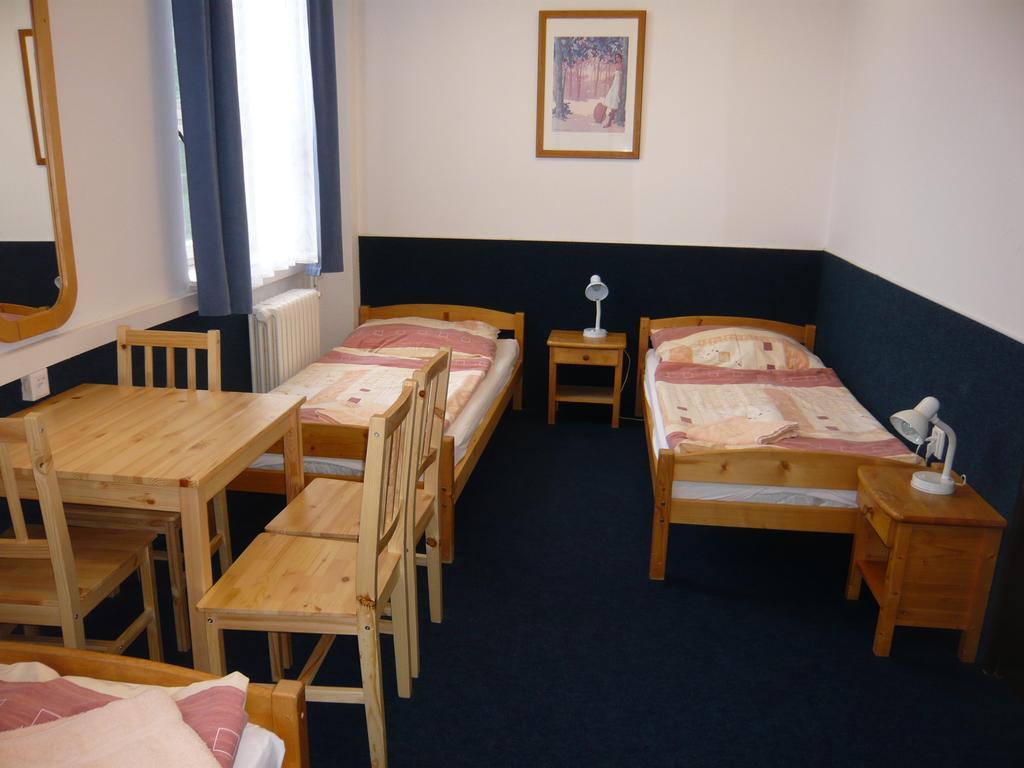 Hotel Hasa Prag Zimmer foto