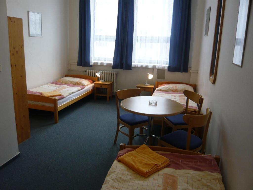 Hotel Hasa Prag Zimmer foto